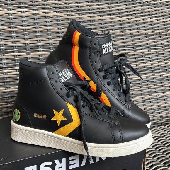 Converse Pro Leather Hi Black/University Gold/White WMNS - Picture 6 of 16